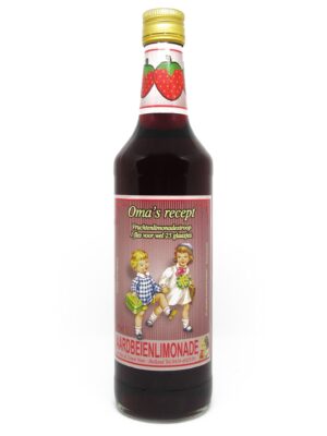 Oma's recept aardbeiensiroop 70 cl.