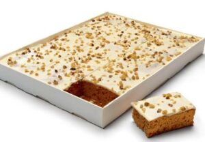 Crazy carrot cake 1,8kg (21 stukjes)